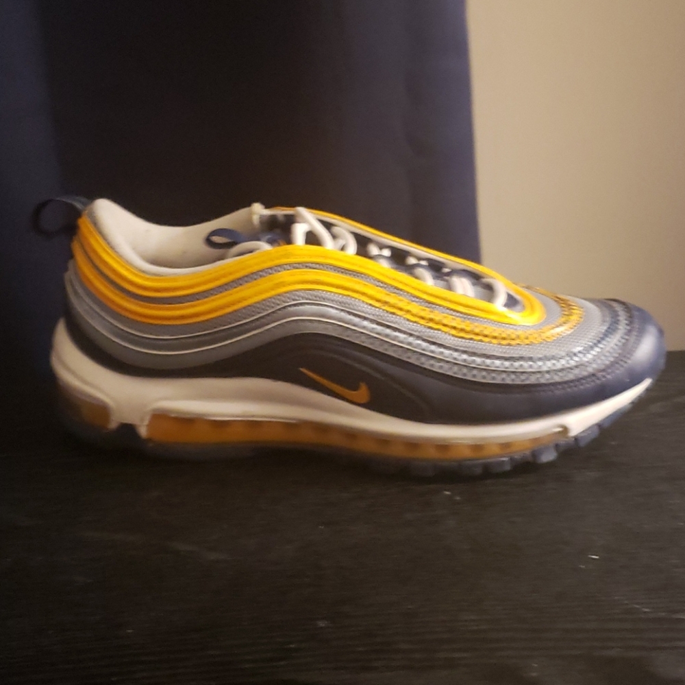 Air max x - Picture 2 of 3